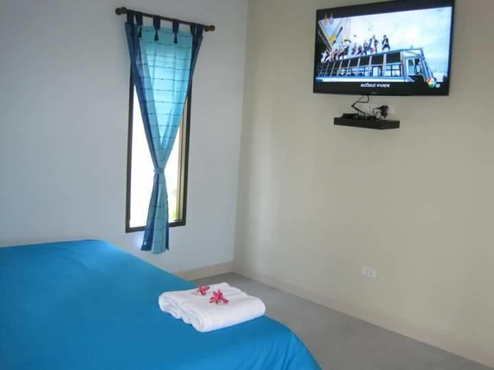 The House At Pranburi Hotell Exteriör bild