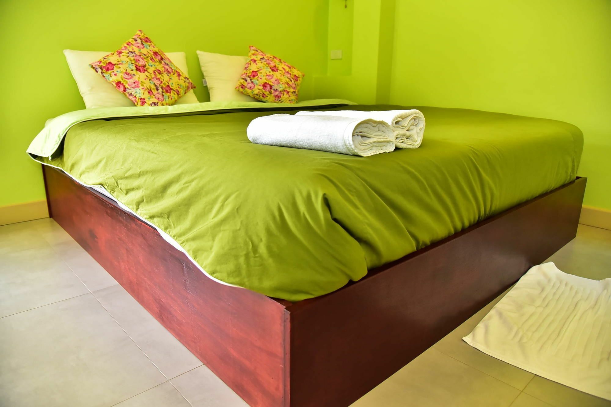 The House At Pranburi Hotell Exteriör bild