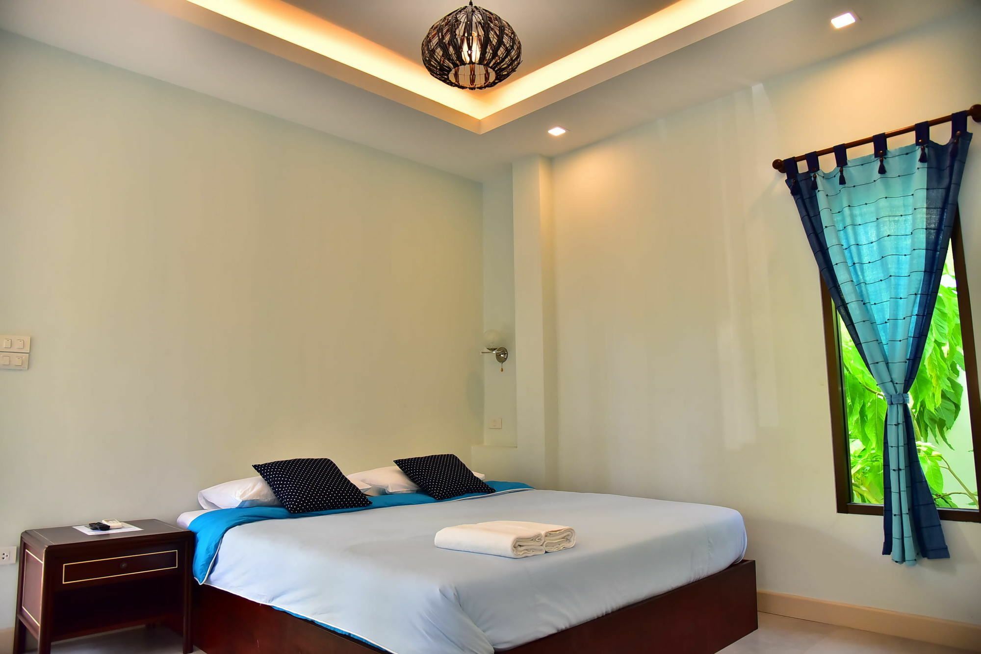 The House At Pranburi Hotell Exteriör bild